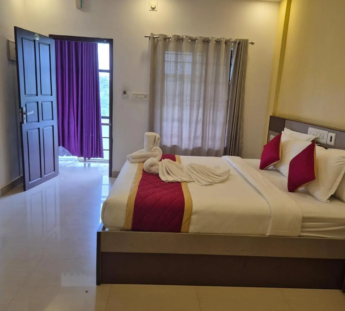 Lodge Alfa Inn Nedumbassery