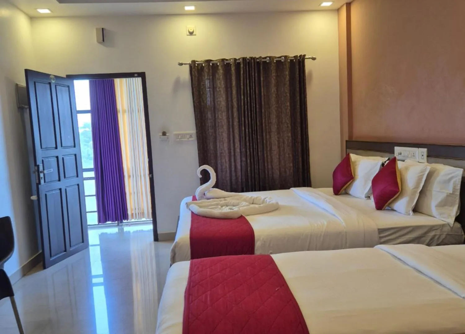 Alfa Inn Nedumbassery Lodge